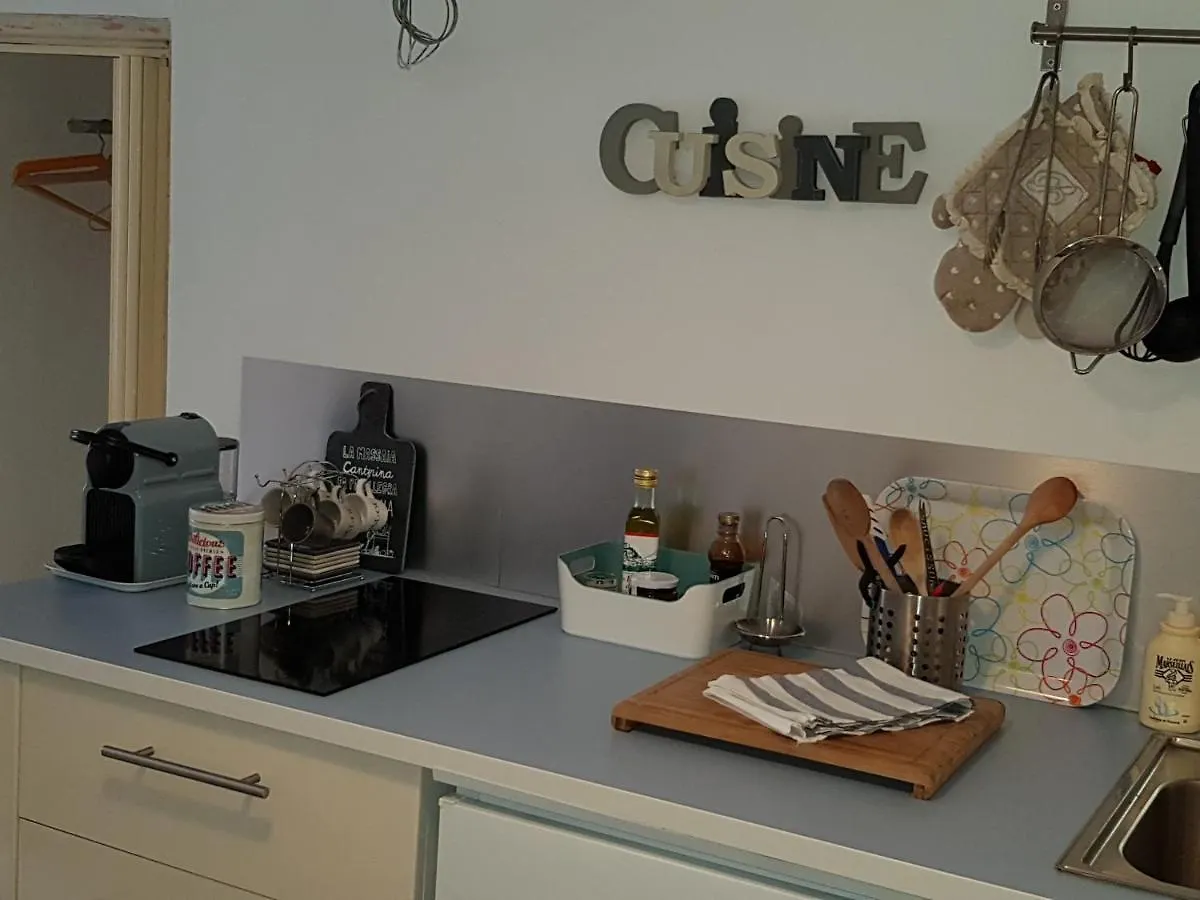 Casa Gianna, Bellissimo Monolocale Nel Centro Storico De Badalucco, 10Km Dal Mare Apartment