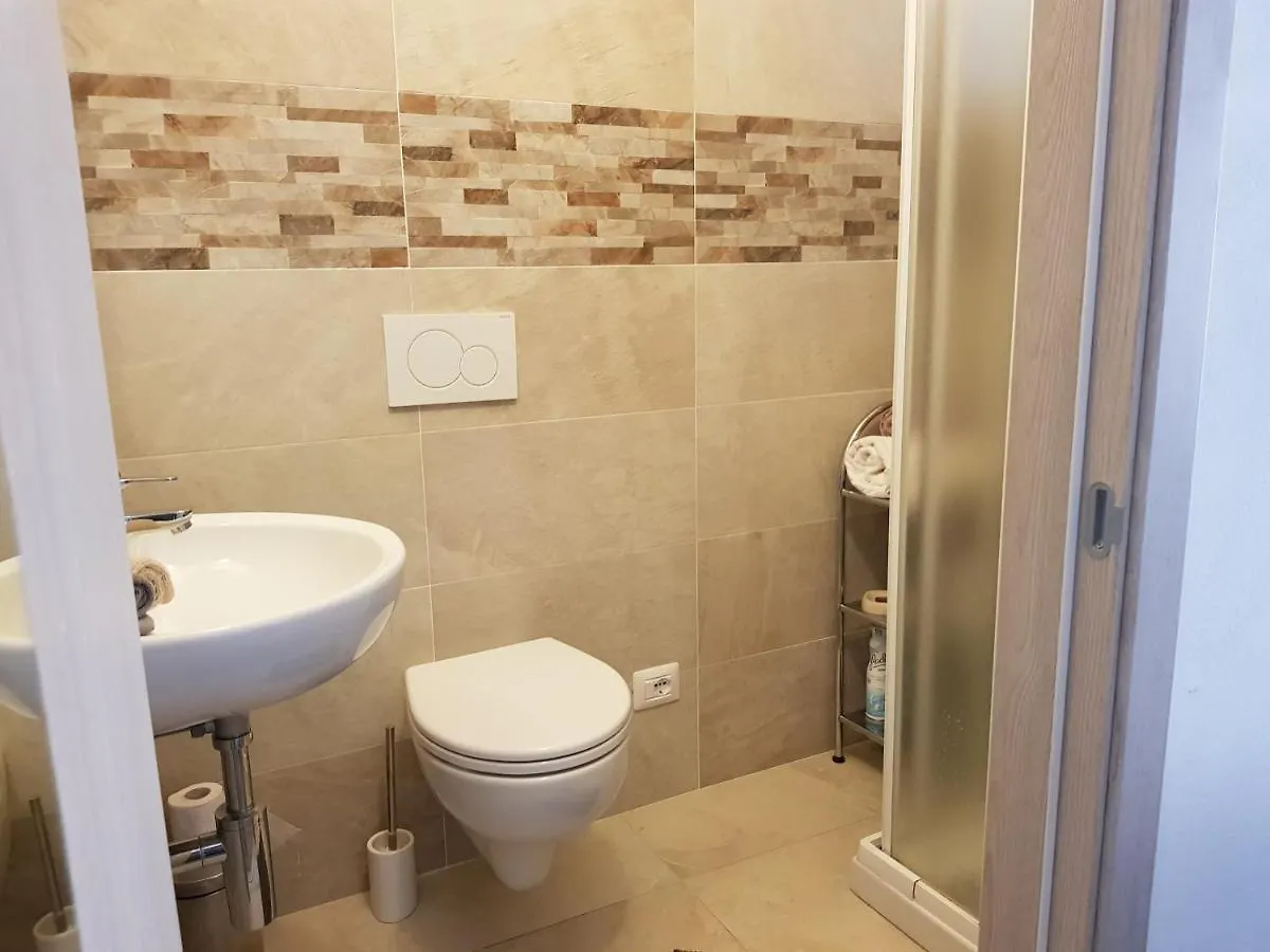 Casa Gianna, Bellissimo Monolocale Nel Centro Storico De Badalucco, 10Km Dal Mare Apartment Badalucco